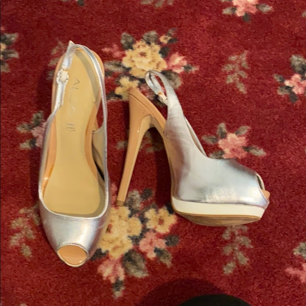 Aldo silver platform peep toe heel size 38